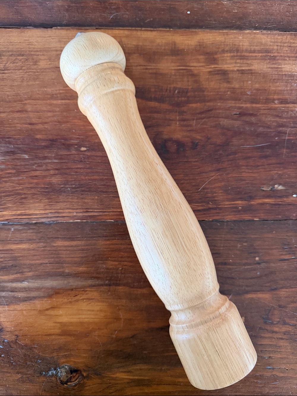 Natural Wood Pepper Mill - Light Wood Finish